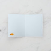 Niedlicher Goldfisch im Wasser schwimmen Karte (Innenseite)
