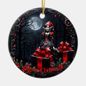 Niedlicher gotischer Weihnachtself. Keramik Ornament (Vorne)