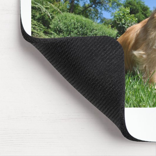 Niedlicher Grashund Mousepad (Ecke)