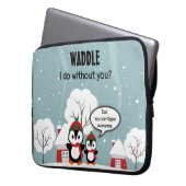 Niedlicher Graue Baby-Pinguin im Winterschnee Laptopschutzhülle (Vorderseite Links)