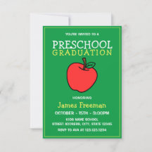 Niedlicher Green Kids Kindergarten Abschluss