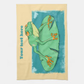 Niedlicher grüner Frosch auf einer Lilie Geschirrtuch (Vertikal)