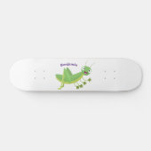 Niedlicher Grüner-Happy-Cartoon Skateboard (Horizontal)