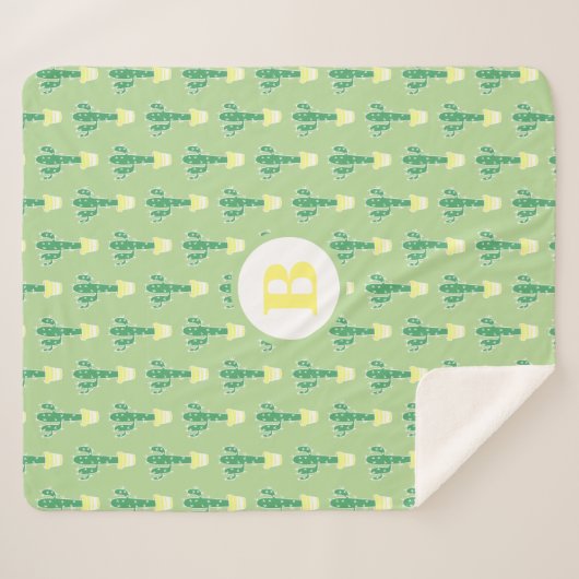 Niedlicher grüner Kaktus in Gelbtöpfen | Monogramm Sherpadecke (Vorderseite (Horizontal))