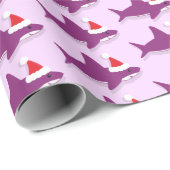 Niedlicher Hai in der Weihnachtsmannmütze Lila Fei Geschenkpapier (Rolleneckpunkt)