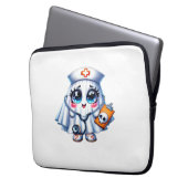 Niedlicher Halloween-Geist in einer Krankenschwest Laptopschutzhülle (Vorderseite Links)