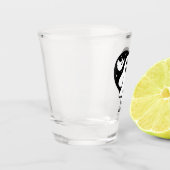 Niedlicher Halloween-Geist mit Herz und Gesicht Schnapsglas (Links)