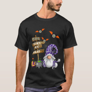Niedlicher Halloween-Gnome-Spooky-Trick T-Shirt