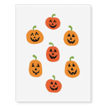 Niedlicher Halloween-Kürbis