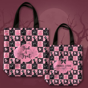 Niedlicher Halloween-Trick oder Treat-Geister und  Tasche