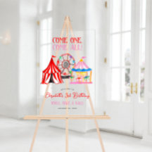 Niedlicher handgezeichneter Karnevalskreis Geburts