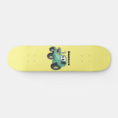 Niedlicher Happy Green Traktor Cartoon Skateboard (Horizontal)