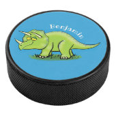 Niedlicher Happy Green Triceratops Dinosaurier Car Eishockey Puck (3/4)