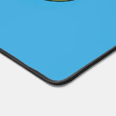 Niedlicher Happy Green Triceratops Dinosaurier Car Schreibtischunterlage (Ecke)