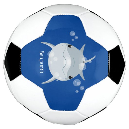 Niedlicher Happy-Kawaii-Delphin-Cartoon Fußball (Gedreht)