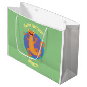 Niedlicher Happy-Orange-Tänzer Große Geschenktüte (Vorderseite Schrägansicht)