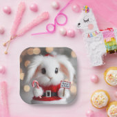 Niedlicher Hase in einem Weihnachtskostüm Pappteller (Party)