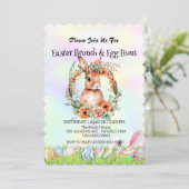 Niedlicher Hasen auf der Jagd auf Ei Happy Osterta Einladung (Stehend Vorderseite)