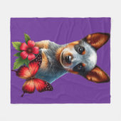 Niedlicher Heeler Welpe mit Schmetterling und Blum Fleecedecke (Vorderseite (Horizontal))