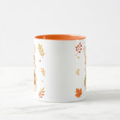 Niedlicher Herbst-Hase mit Kürbis. Tasse (Zentrum)