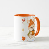 Niedlicher Herbst-Hase mit Kürbis. Tasse (VorderseiteRechts)