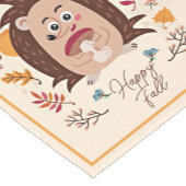 Niedlicher Herbst-Igel mit benutzerdefiniertem Tex Kurzer Tischläufer (Ecke)