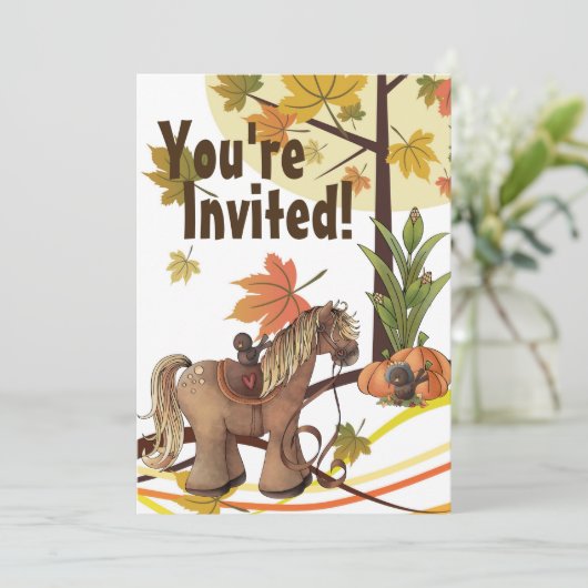 Niedlicher Herbstpony und Krähen Herbstpferd Einladung (Stehend Vorderseite)