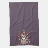 Niedlicher Herbsttracoon mit benutzerdefiniertem T Geschirrtuch (Vertikal)