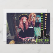 Niedlicher Hexe-Leggings-Stiefel-Hokuspokus Einladung (Vorderseite)