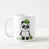 Niedlicher Hipster St Patricks Day Panda Bär Zeich Kaffeetasse (Links)