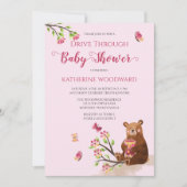 Niedlicher Honigbärantrieb durch Girl Baby Dusche  Einladung (Vorderseite)