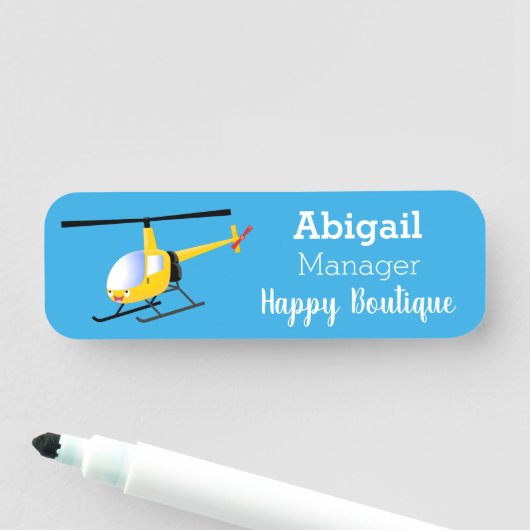 Niedlicher Hubschrauber mit gelbem Cartoon Namensschild (Beispiel)