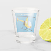 Niedlicher Hubschrauber mit gelbem Cartoon Schnapsglas (Rückseite)