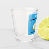 Niedlicher Hubschrauber mit gelbem Cartoon Schnapsglas (Links)