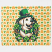 Niedlicher Hund am Sankt Patrick Fleecedecke (Vorderseite (Horizontal))