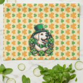 Niedlicher Hund am Sankt Patrick Geschirrtuch (Gefaltet)