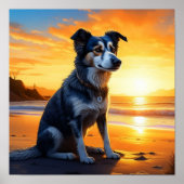 Niedlicher Hund am Strand bei Sunset Poster (Vorne)