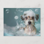 Niedlicher Hund, der einen Blasenweg hat Postkarte (Vorderseite)