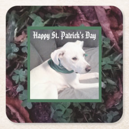 Niedlicher Hund mit grünem Scarf St. Patricks Day Rechteckiger Pappuntersetzer