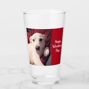 Niedlicher Hund mit Vater Valentinstag Glas