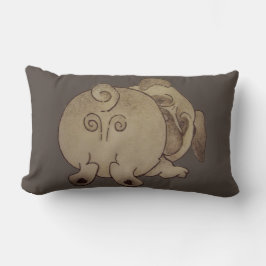 niedlicher Hund spielt braunen Mops Lendenkissen