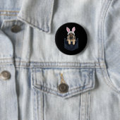 Niedlicher Hundehund in Pocket Easte Button (Beispiel)