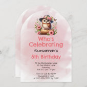 Niedlicher Hut, der ein Blatt trägt, das auf einem Einladung (Vorne/Hinten)