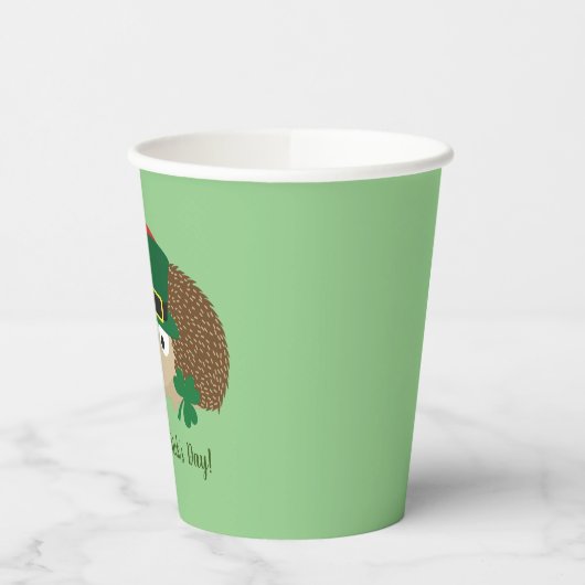 Niedlicher Igel Leprechaun St. Patrick's Day Pappbecher (Links)