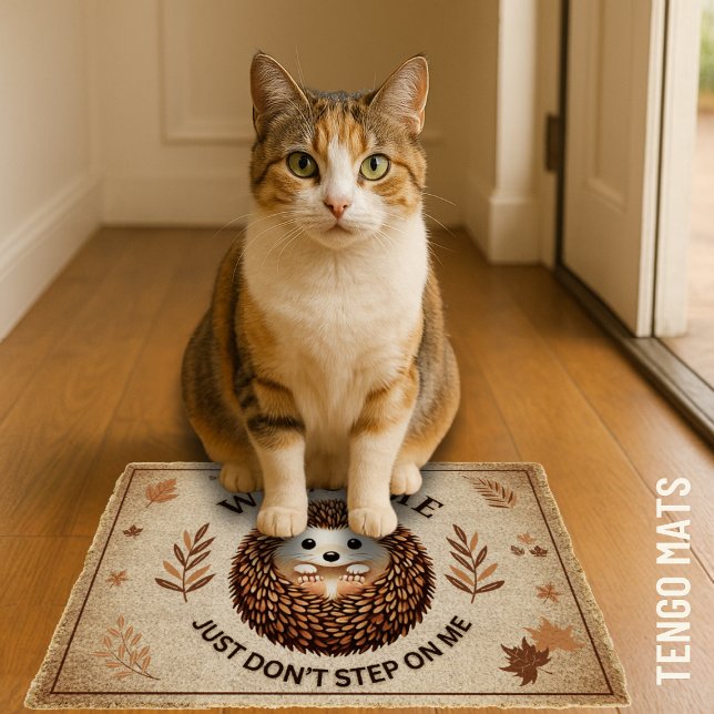 Niedlicher Igel mit Charme Humor für Tierfreunde Fußmatte (Von Creator hochgeladen)