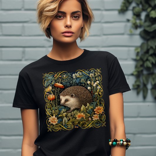 Niedlicher Igel Tapestry William Morris Style T-Shirt