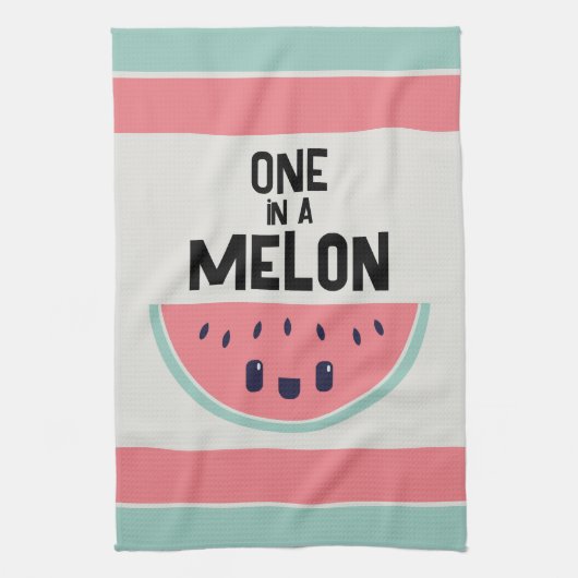Niedlicher in einem Melon Geschirrtuch (Vertikal)