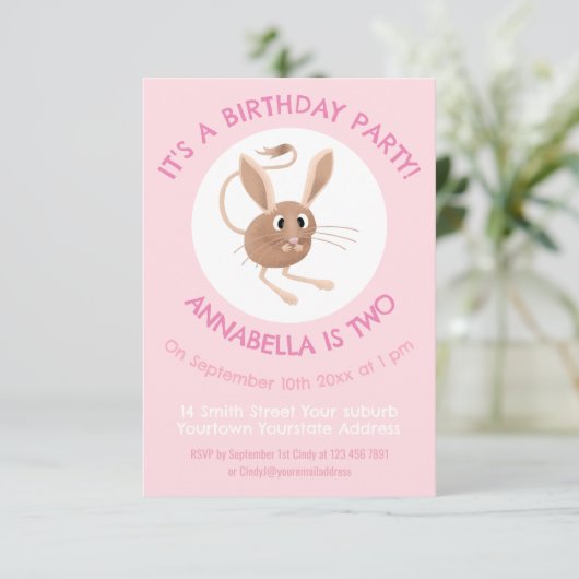 Niedlicher Jerboa mit langem Ohr personalisierter Einladung (Stehend Vorderseite)