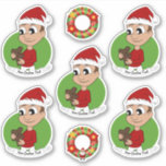 Niedlicher Junge mit Teddybär Weihnachtsaufkleber Aufkleber<br><div class="desc">Set von sieben Vinyl-Aufklebern mit einer Illustration eines niedlichen kleinen, glücklichen hispanischen oder asiatischen Jungen mit einem Teddybär, der in Weihnachtskleider gekleidet ist und einen roten Weihnachtshut auf grünem Hintergrund trägt; fünf Aufkleber des Jungen und zwei Aufkleber mit einem Weihnachtskranz; mit einer anpassbaren Textvorlage für Ihren Namen oder Ihre Nachricht...</div>