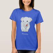 Niedlicher junger Elefant, der einen T - Shirt im (Vorderseite)